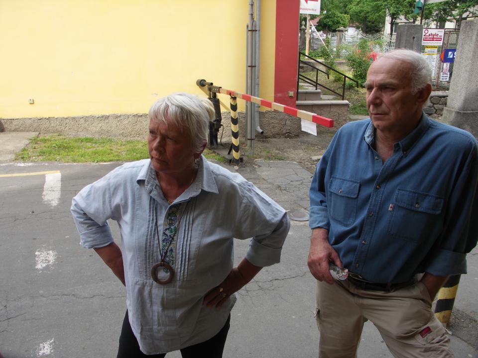 img00030.jpg